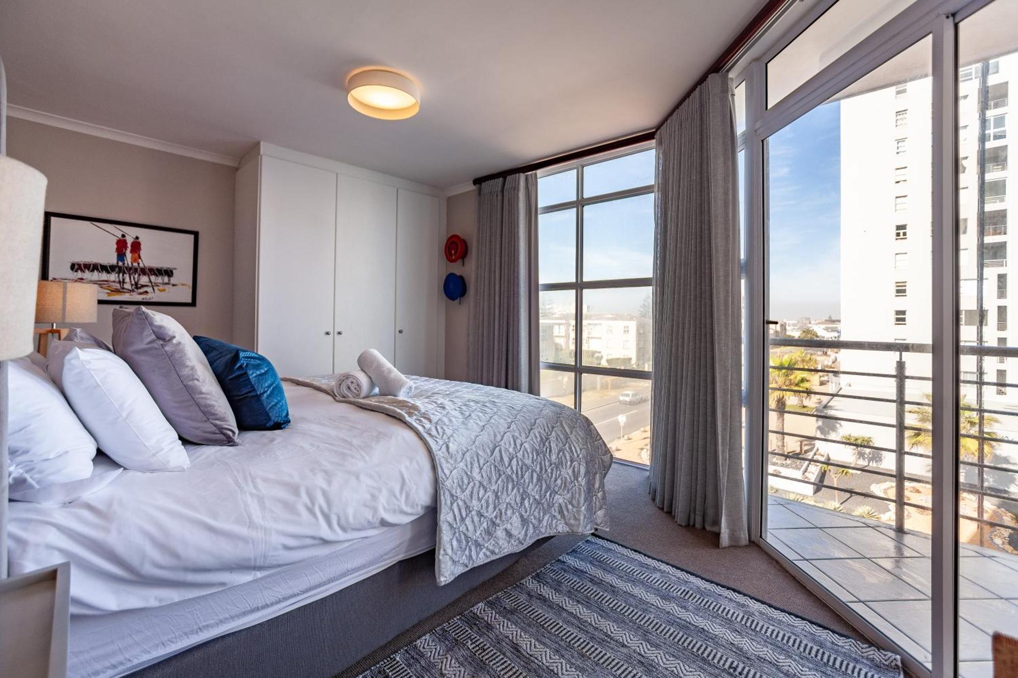 Luxury Ocean View Beachfront 2 Bed Apartment -206 The Waves, Blouberg, Cape Town โบลแบร์กสตรานด์ ภายนอก รูปภาพ