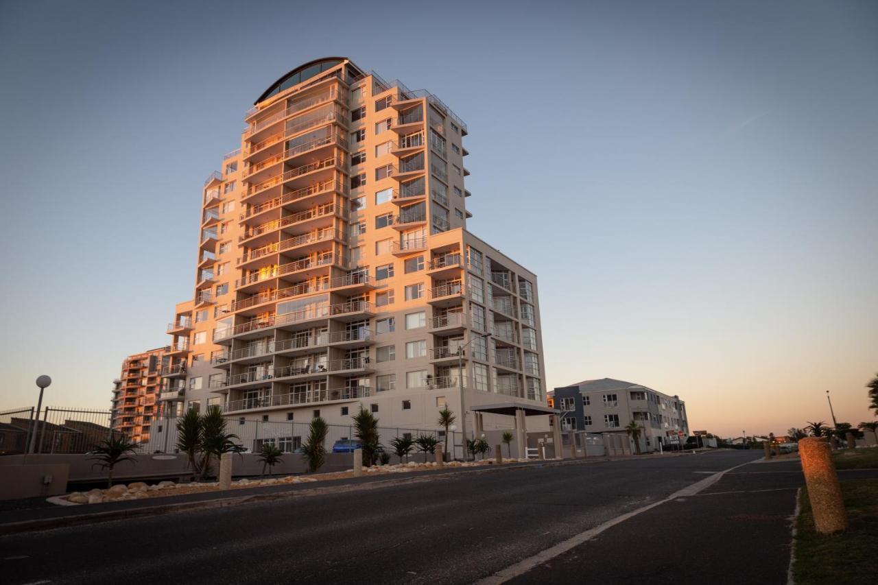 Luxury Ocean View Beachfront 2 Bed Apartment -206 The Waves, Blouberg, Cape Town โบลแบร์กสตรานด์ ภายนอก รูปภาพ